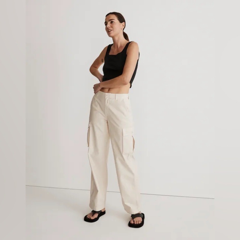 Madewell Garment-Dyed Low-Slung Straight Cargo Pants‎ Cream Vintage Linen 26